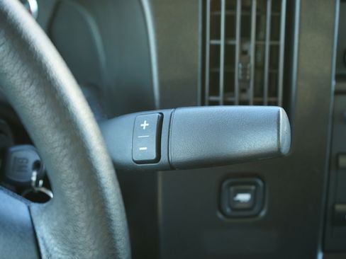 Used 2024 Chevrolet Express 2500 w/ Driver Convenience Package image 24