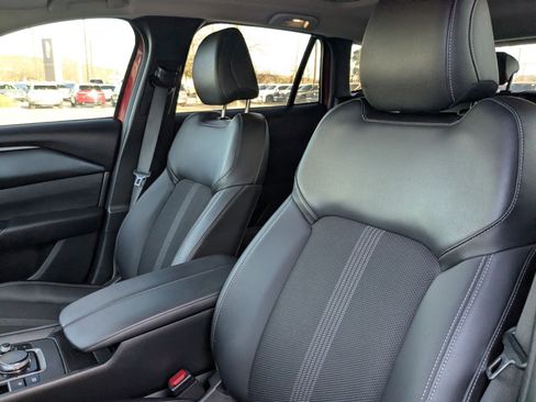 Used 2024 MAZDA CX-50 AWD 2.5 S w/ Premium Package image 11