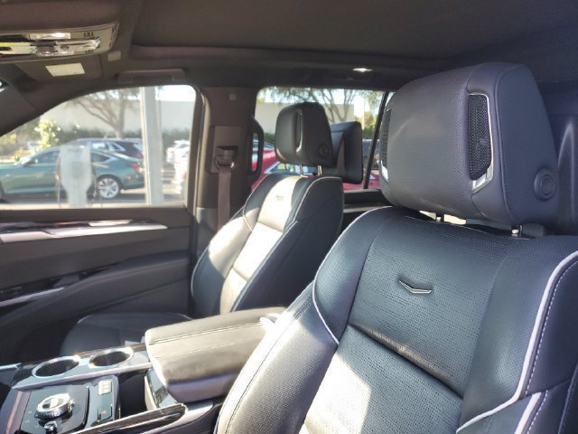 Certified 2025 Cadillac Escalade Sport w/ Touring Package AWD/4WD image 21