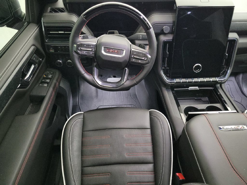Used 2026 GMC Yukon AT4 Ultimate w/ LPO, Floor Liner Package AWD/4WD image 16