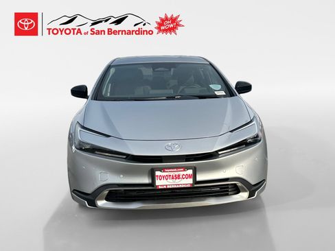 Certified 2026 Toyota Prius Plug-In Hybrid FWD image 8