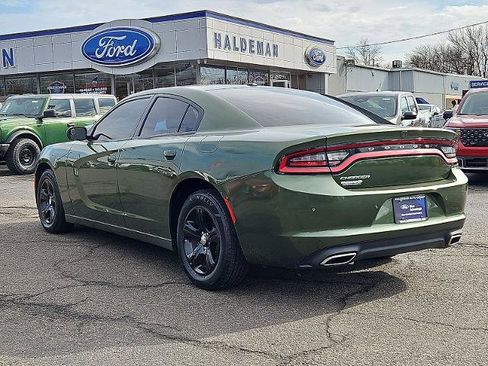 Used 2020 Dodge Charger SXT w/ Leather Interior Group image 5