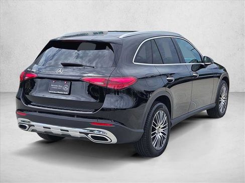 Certified 2026 Mercedes-Benz GLC 300 image 5