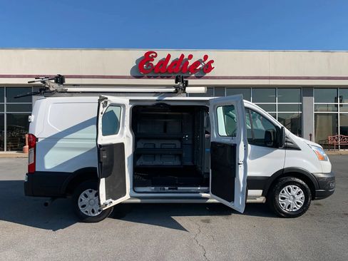 Used 2020 Ford Transit 250 Low Roof w/ Exterior Upgrade Package RWD image 24