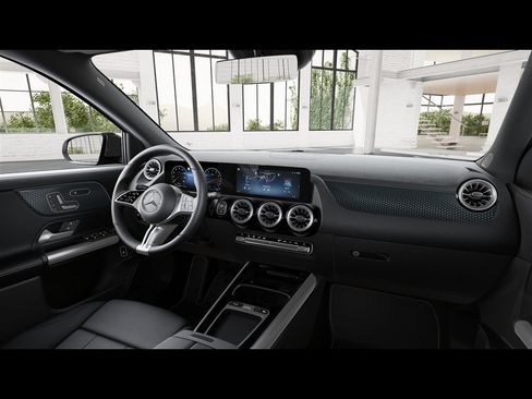 Certified 2026 Mercedes-Benz GLA 250 4MATIC image 41