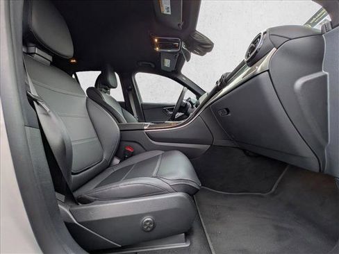 Certified 2025 Mercedes-Benz GLC 300 image 20