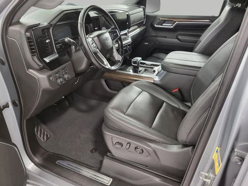 Certified 2023 Chevrolet Silverado 1500 LT Trail Boss w/ Convenience Package II image 9