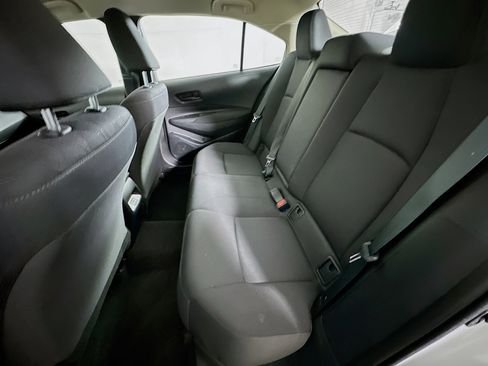 Used 2025 Toyota Corolla LE image 25