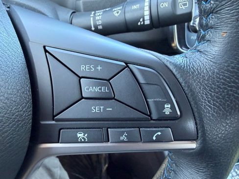 Used 2018 Nissan Leaf SV w/ Protection Package FWD image 16