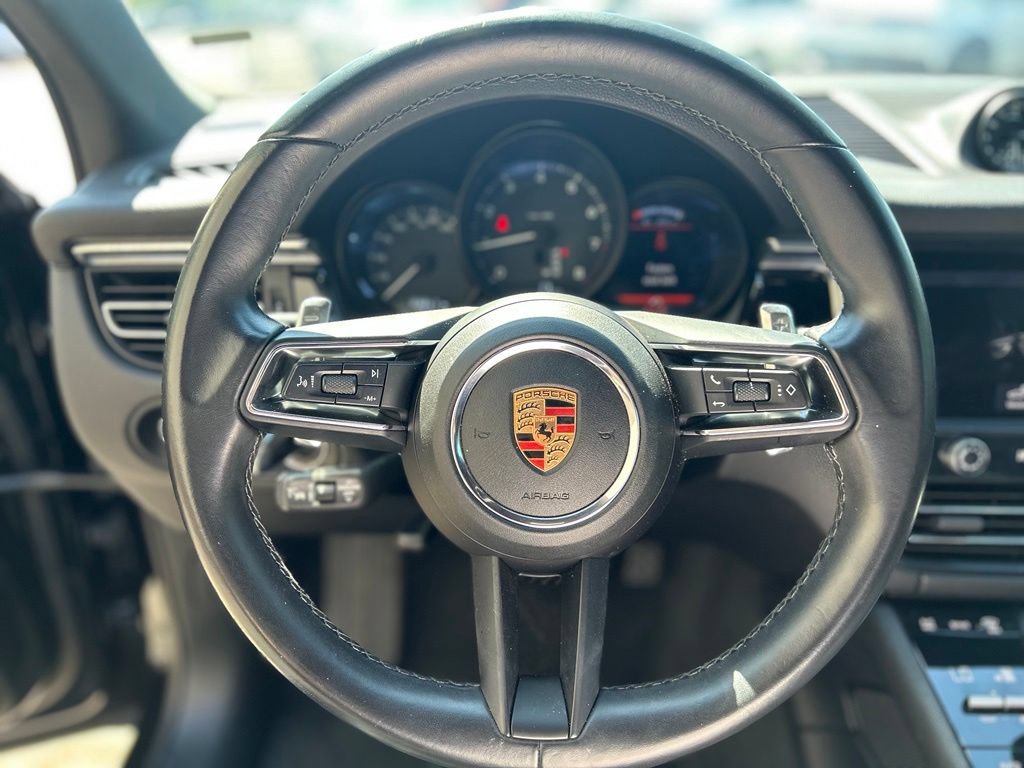 Used 2024 Porsche Macan AWD/4WD image 24