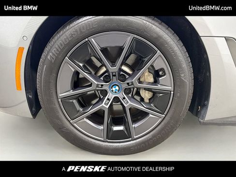 Used 2023 BMW i4 eDrive40 w/ Premium Package RWD image 2
