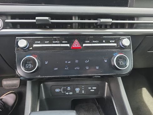 Used 2025 Hyundai Tucson SEL AWD/4WD image 17