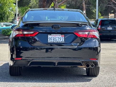 Certified 2023 Toyota Camry SE w/ Blackout Package (TMS) image 4