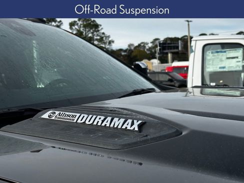 Used 2023 Chevrolet Silverado 2500 High Country w/ Z71 Off-Road Package image 12