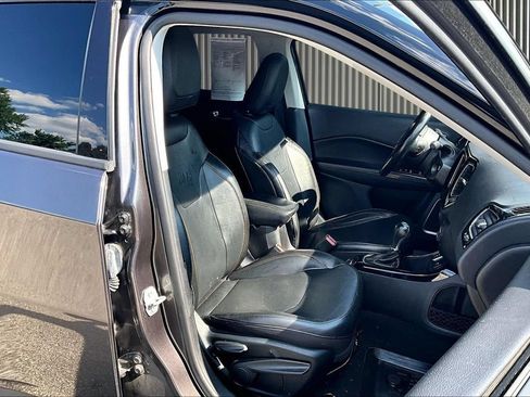 Used 2020 Jeep Compass Limited FWD image 8
