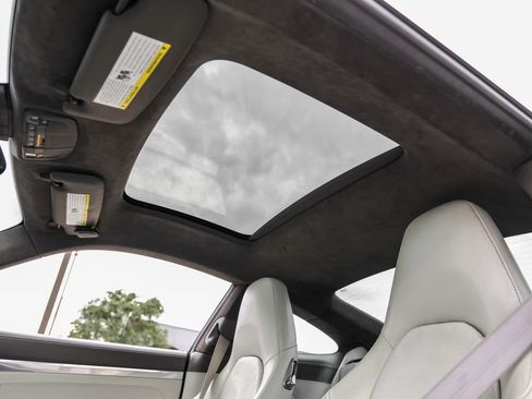 Used 2014 Porsche 911 Turbo AWD/4WD image 17