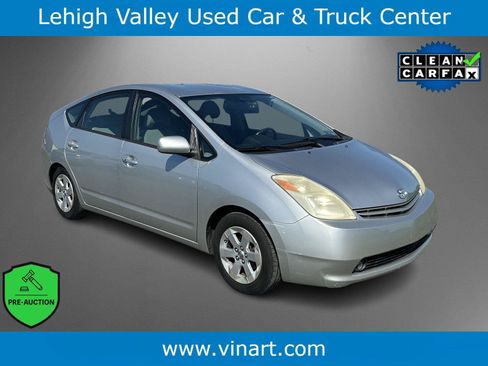 Used 2005 Toyota Prius FWD image 1