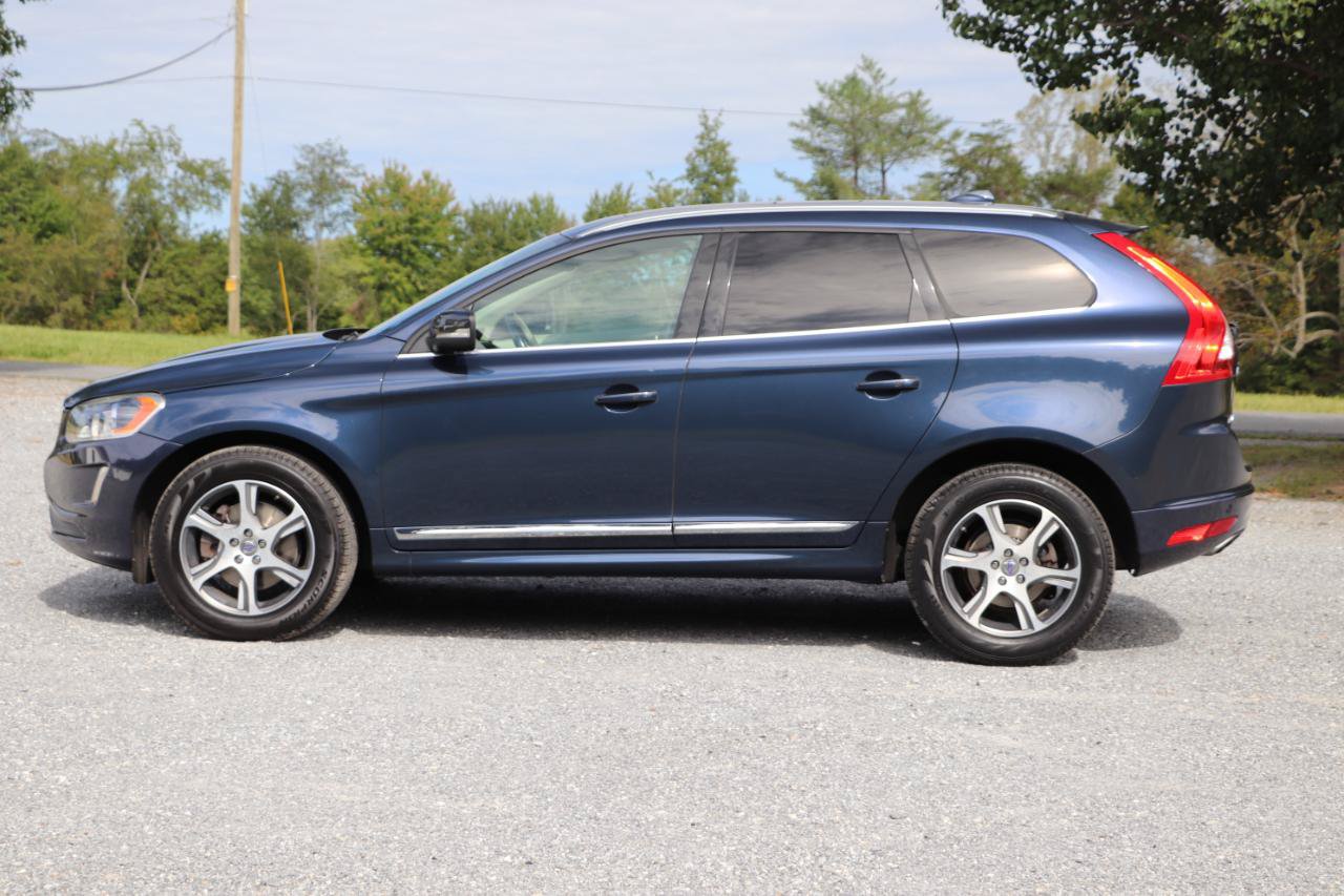 Used 2015 Volvo XC60 T6 AWD/4WD image 40