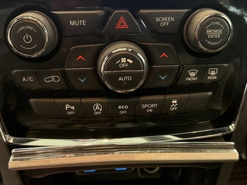 Used 2019 Ford Fusion SE image 46