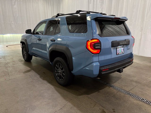Used 2025 Toyota 4Runner SR5 AWD/4WD image 6