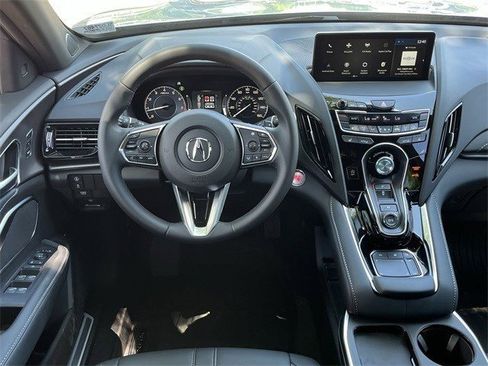 Used 2025 Acura RDX SH-AWD image 12