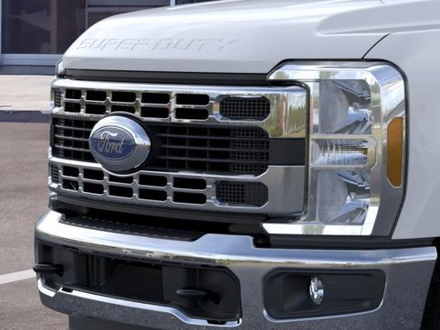 New 2026 Ford F350 XL w/ XL Chrome Package AWD/4WD image 17