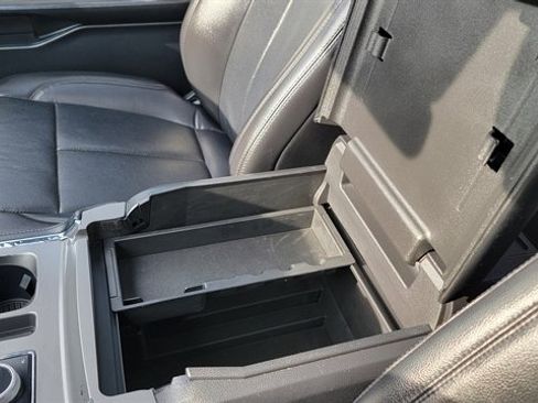 Used 2020 Ford Expedition XLT w/ Equipment Group 202A image 30