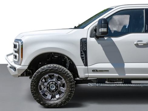 Used 2024 Ford F250 Lariat w/ Lariat Ultimate Package AWD/4WD image 10