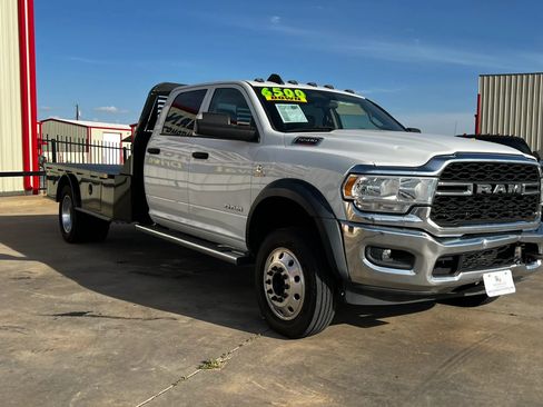 Used 2019 RAM 5500 Tradesman w/ Ambulance Prep Group RWD image 3