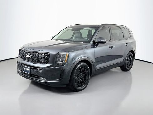 Used 2022 Kia Telluride SX w/ Nightfall Edition Package AWD/4WD image 3