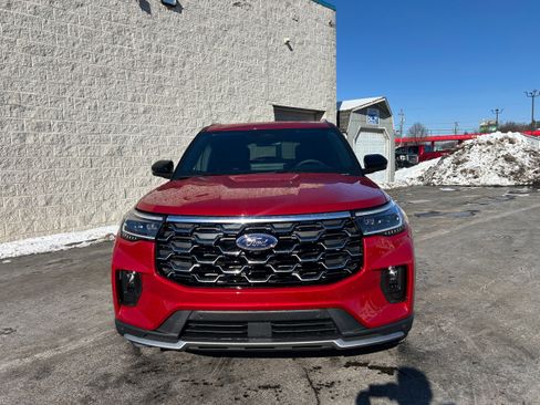 New 2026 Ford Explorer Platinum w/ LUX Leather Package image 16