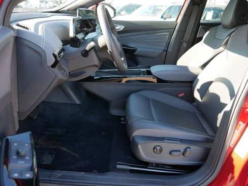 Used 2023 Volkswagen ID.4 Pro S Plus image 13