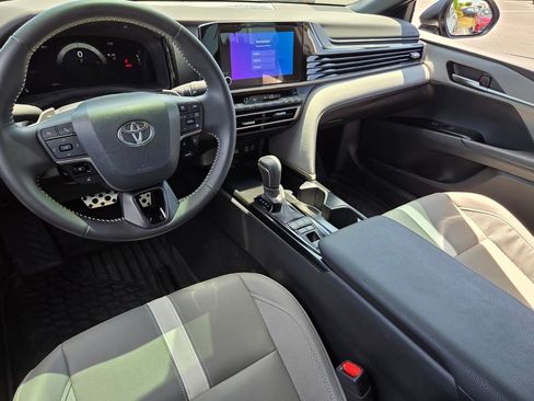 Used 2026 Toyota Camry SE FWD image 8