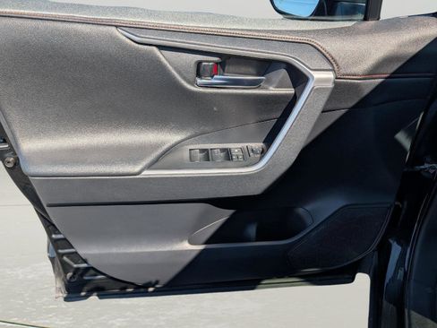 Used 2019 Toyota RAV4 Adventure w/ Cold Weather Package image 7