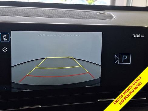 Certified 2025 Hyundai Kona SEL AWD/4WD image 22