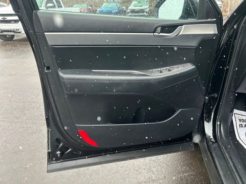 Used 2022 Hyundai Palisade SE image 18