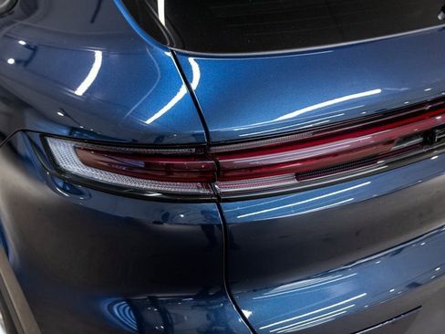 Certified 2025 Porsche Cayenne S image 22