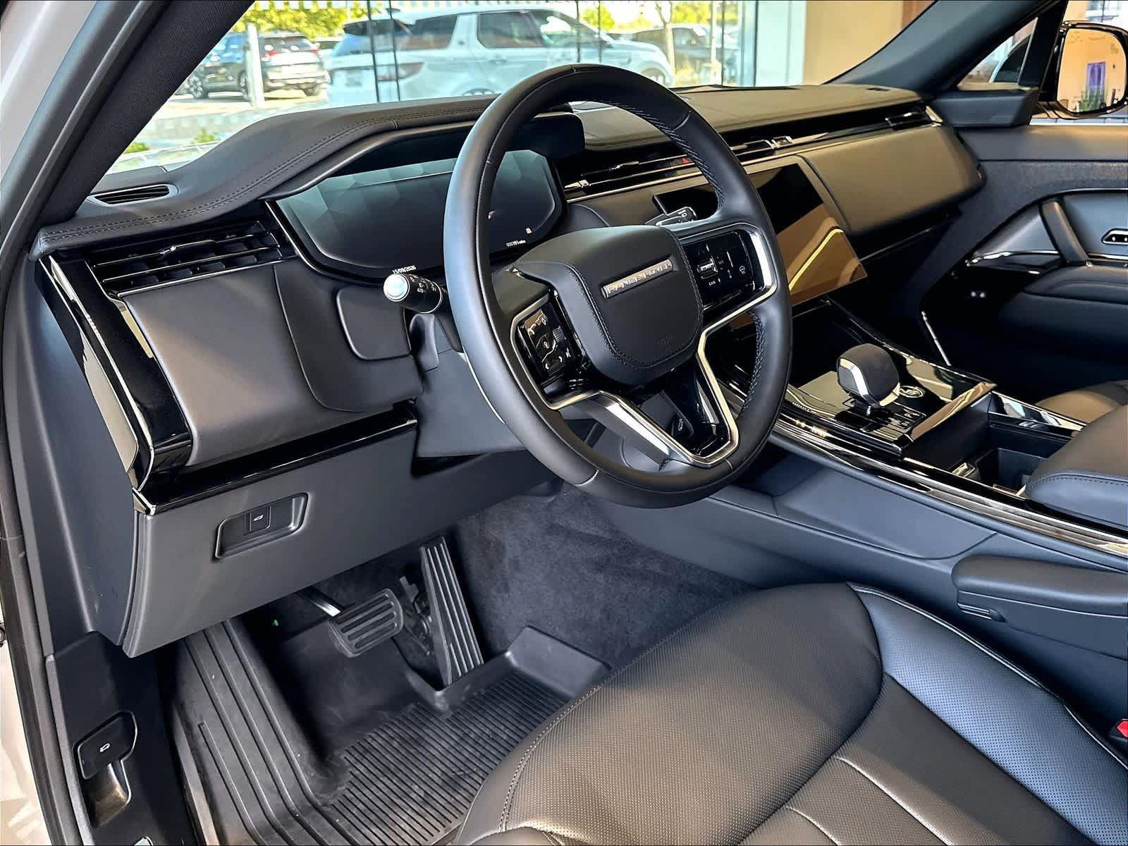 New 2026 Land Rover Range Rover Sport SE AWD/4WD image 8
