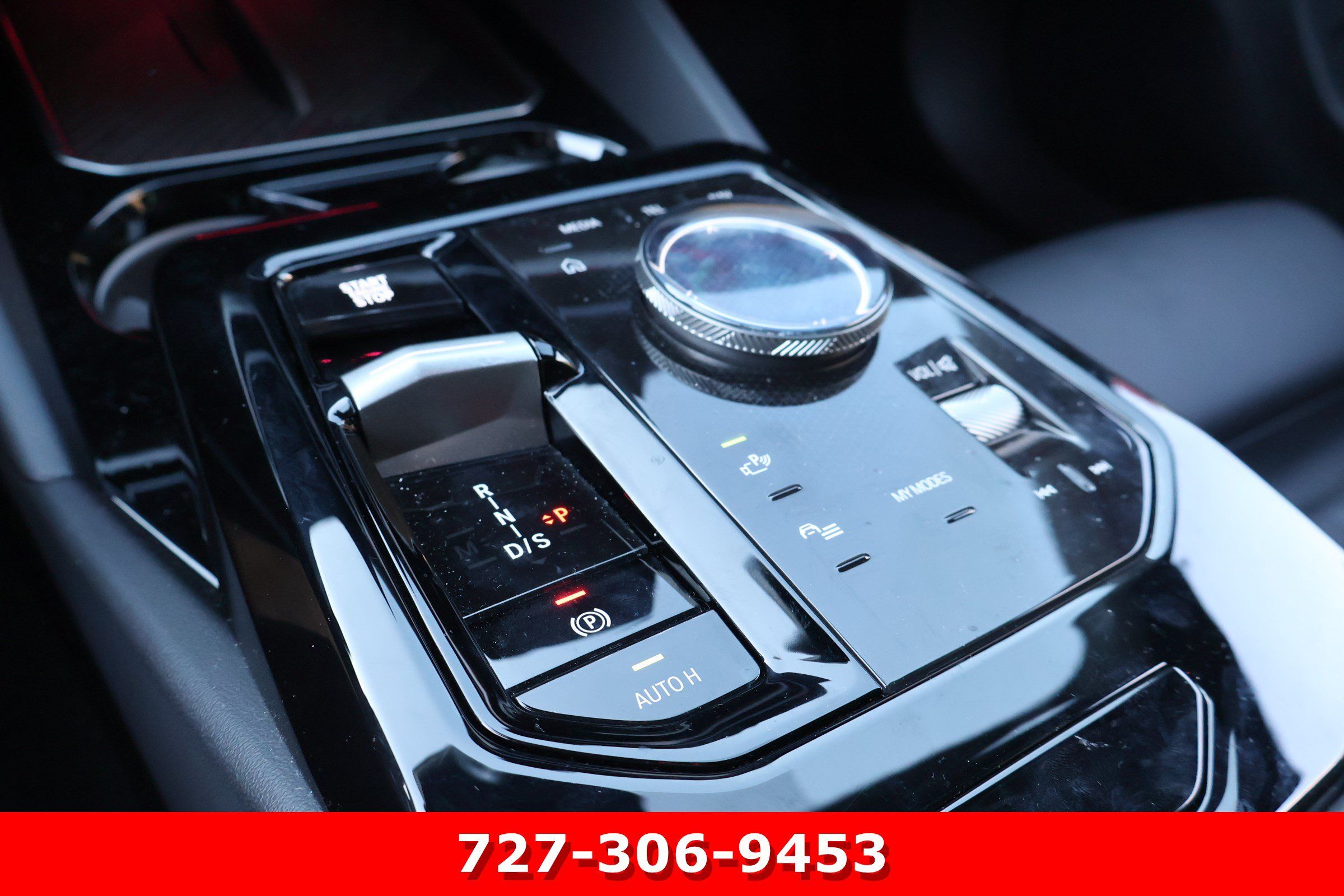 Used 2024 BMW 530i w/ M Sport Package RWD image 26