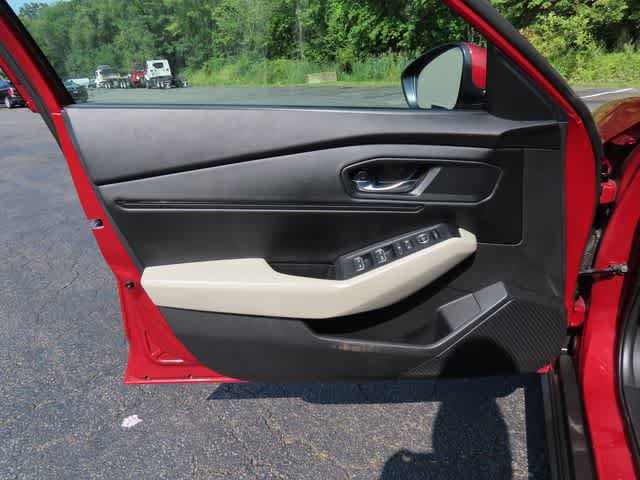 Used 2023 Honda Accord EX image 14