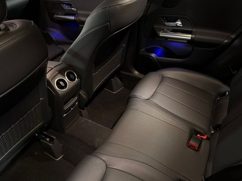 New 2026 Mercedes-Benz GLA 250 image 11