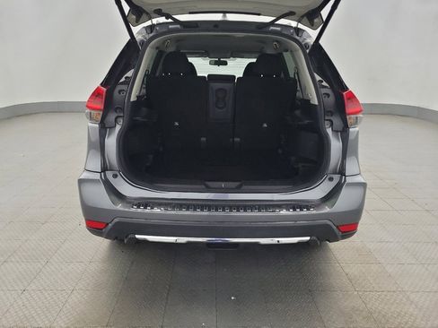 Used 2018 Nissan Rogue SV image 29