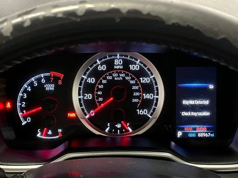Used 2019 Toyota Corolla SE FWD image 18