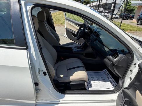 Used 2017 Honda Civic LX image 13