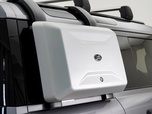 Used 2020 Land Rover Defender 110 S image 33