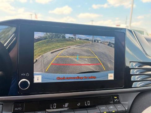 Used 2025 Toyota Camry LE FWD image 20