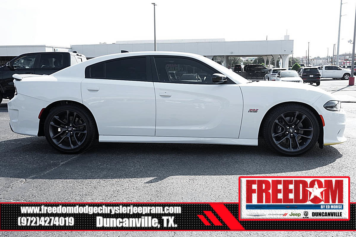 New 2023 Dodge Charger Scat Pack w/ Harman/Kardon Audio Group RWD image 6