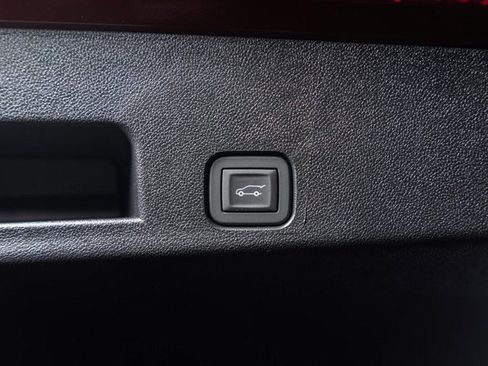 New 2026 Chevrolet Traverse LT image 10