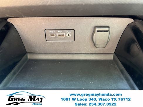 Used 2024 Nissan Altima 2.5 SV FWD image 25