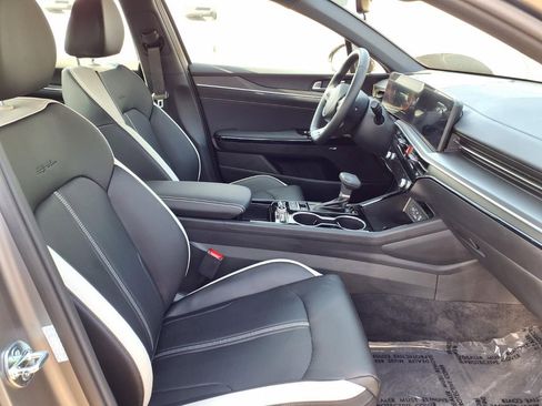 Certified 2026 Kia K5 GT-Line w/ GT-Line Premium Package FWD image 10